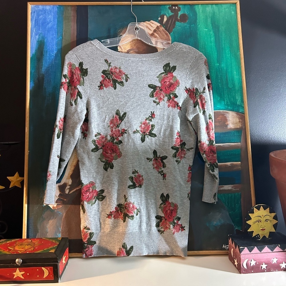 Ricki’s Gray Floral Cardigan Women’s XS Button Front Fairy Goth Preppy Sweater - Picture 3 of 12